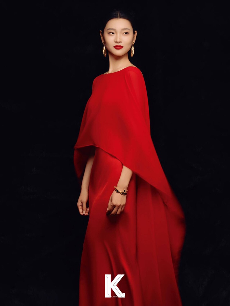 2026 New Fashion High-End Red  – Ethnic Fashion Studio recenzja i cena